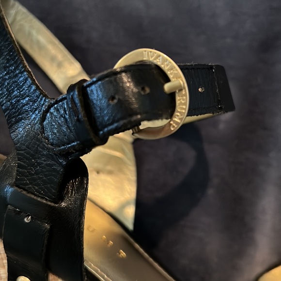 Gorgeous black strappy platform heels - Picture 5 of 9